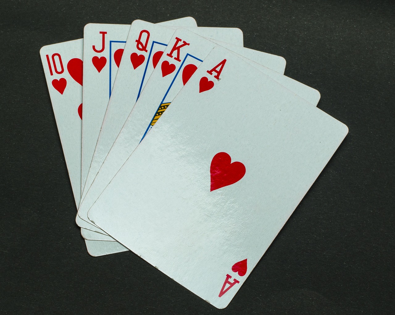 homcom mallette de poker coffret de poker complet avec 200 jetons 2 jeux de cartes 2 cles aluminium